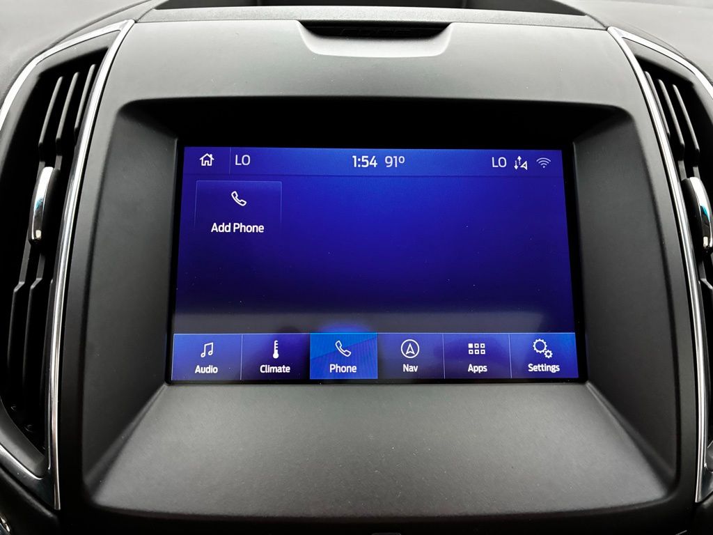 2020 Ford Edge Titanium photo 5