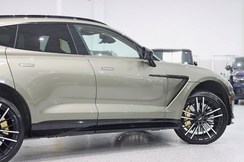 2023 Aston Martin DBX DBX707 photo 11