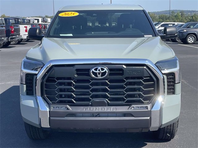 2025 Toyota Tundra SR5 photo 8