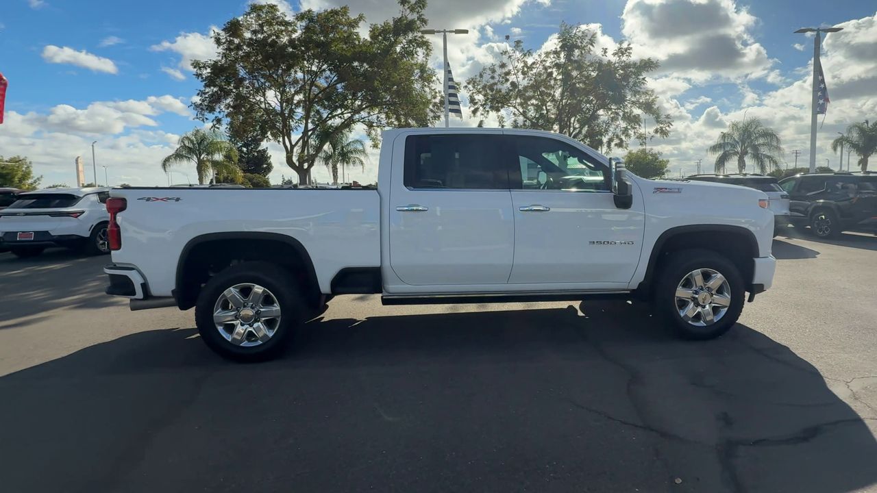 2023 Chevrolet Silverado 3500HD LTZ photo 32