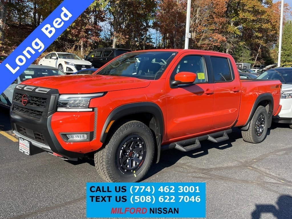 2025 Nissan Frontier PRO-4X's photo