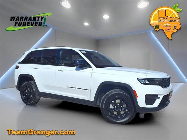 2025 Jeep Grand Cherokee Altitude's photo