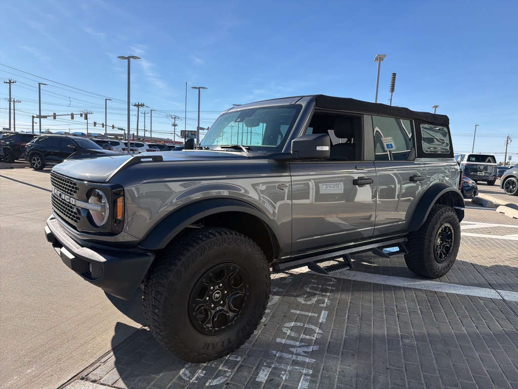 2022 Ford Bronco 4-Door Wildtrak's photo