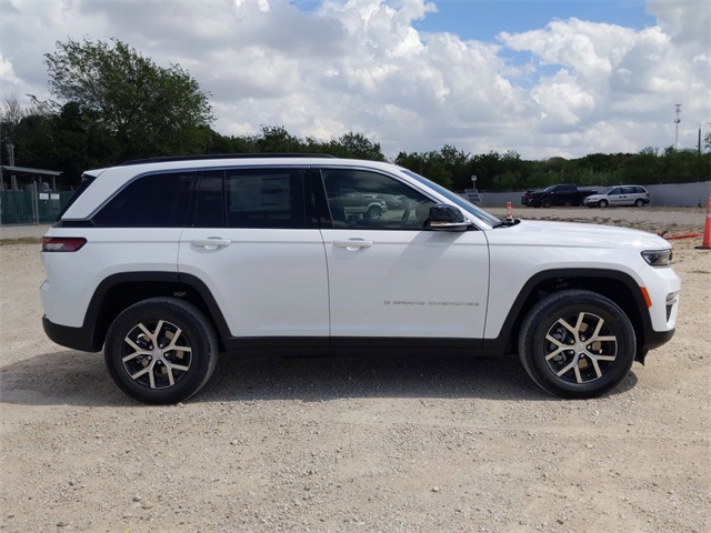 2025 Jeep Grand Cherokee Limited photo 9