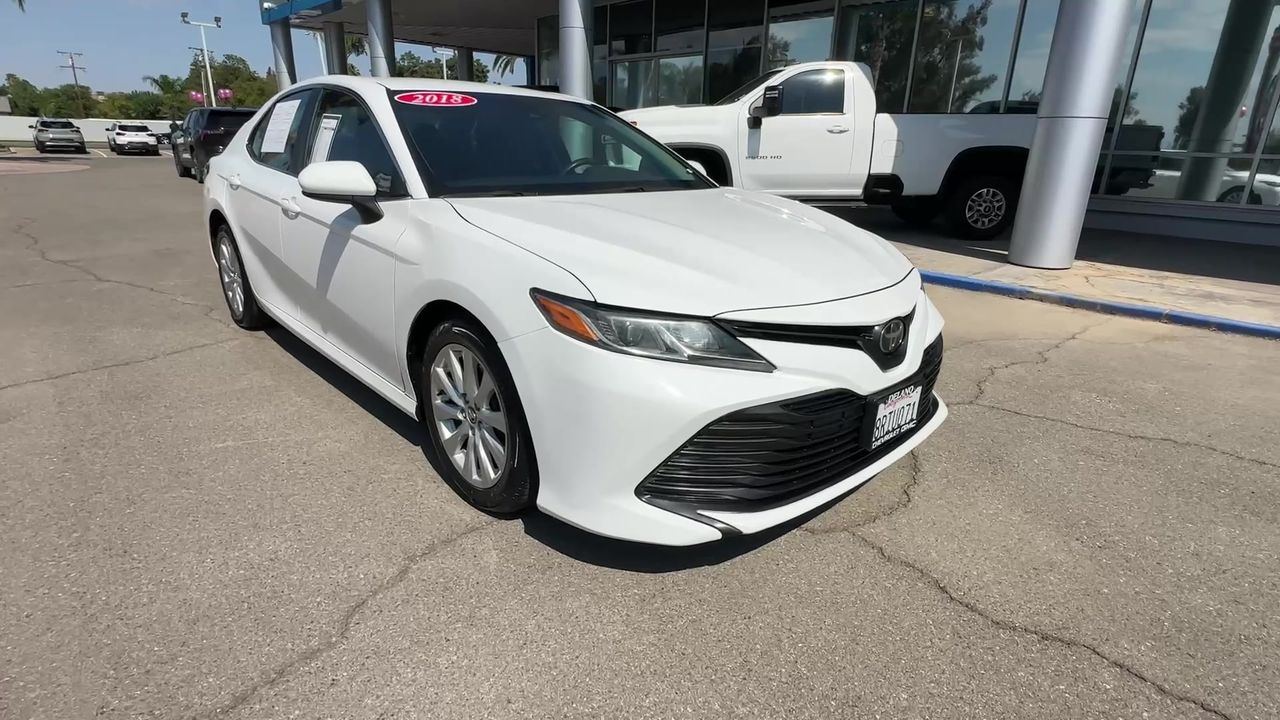 2018 Toyota Camry LE photo 28