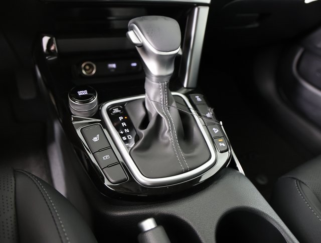 2025 Kia Seltos EX photo 17