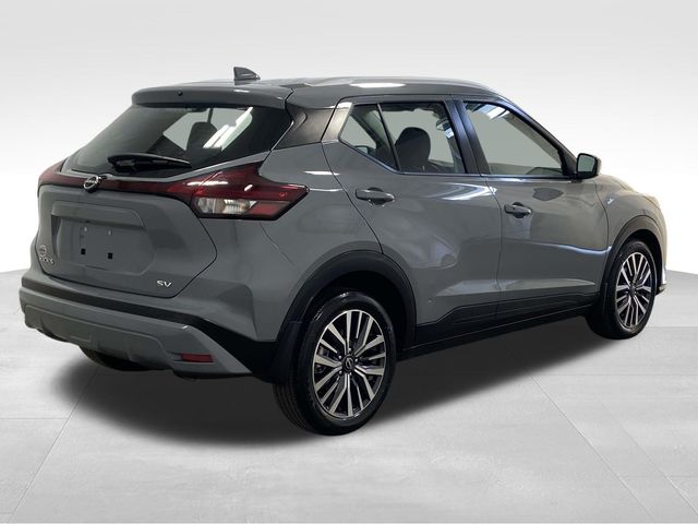 2023 Nissan Kicks SV photo 3