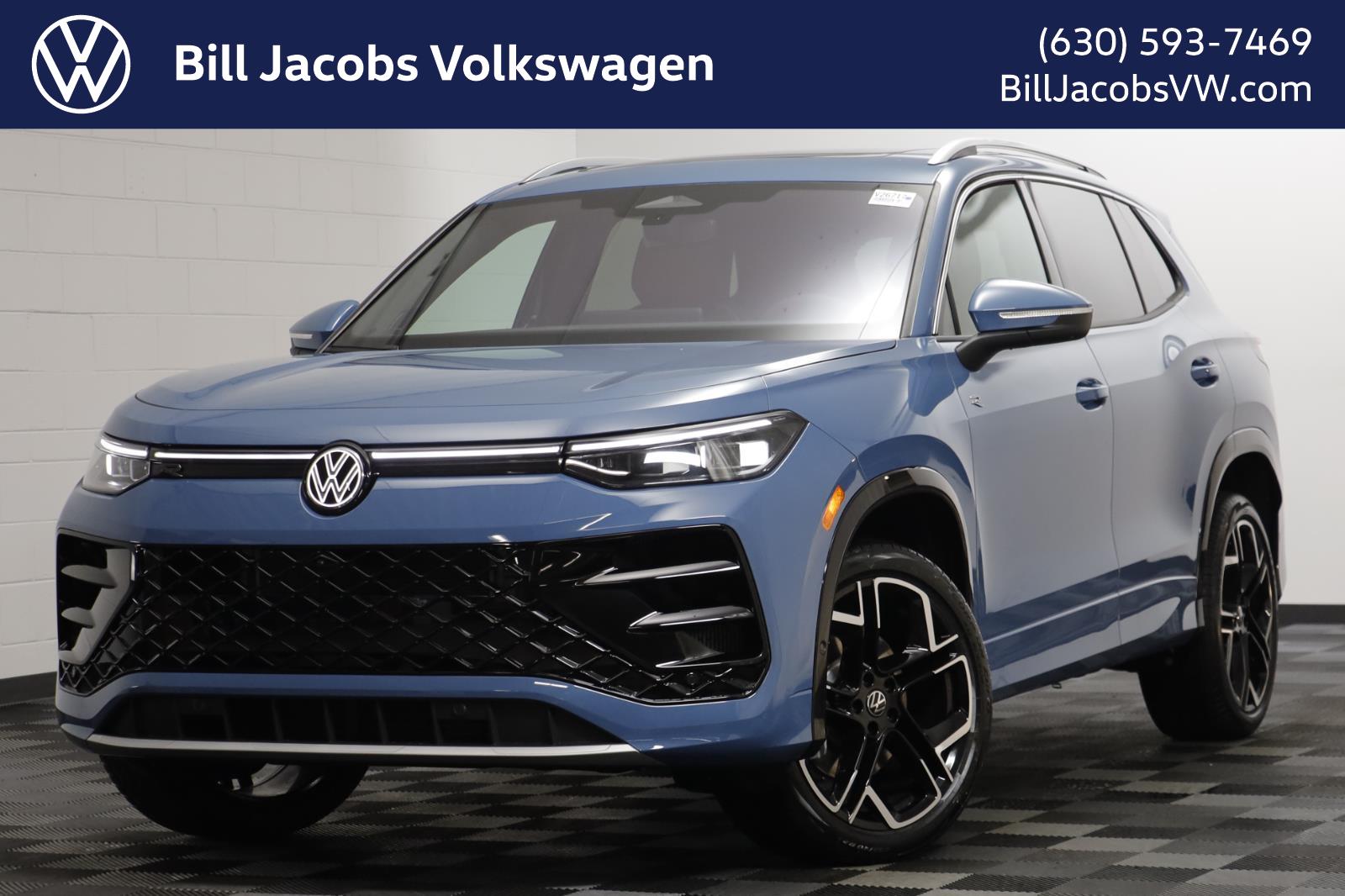 2026 Volkswagen Tiguan SEL R-LINE TURBO's photo