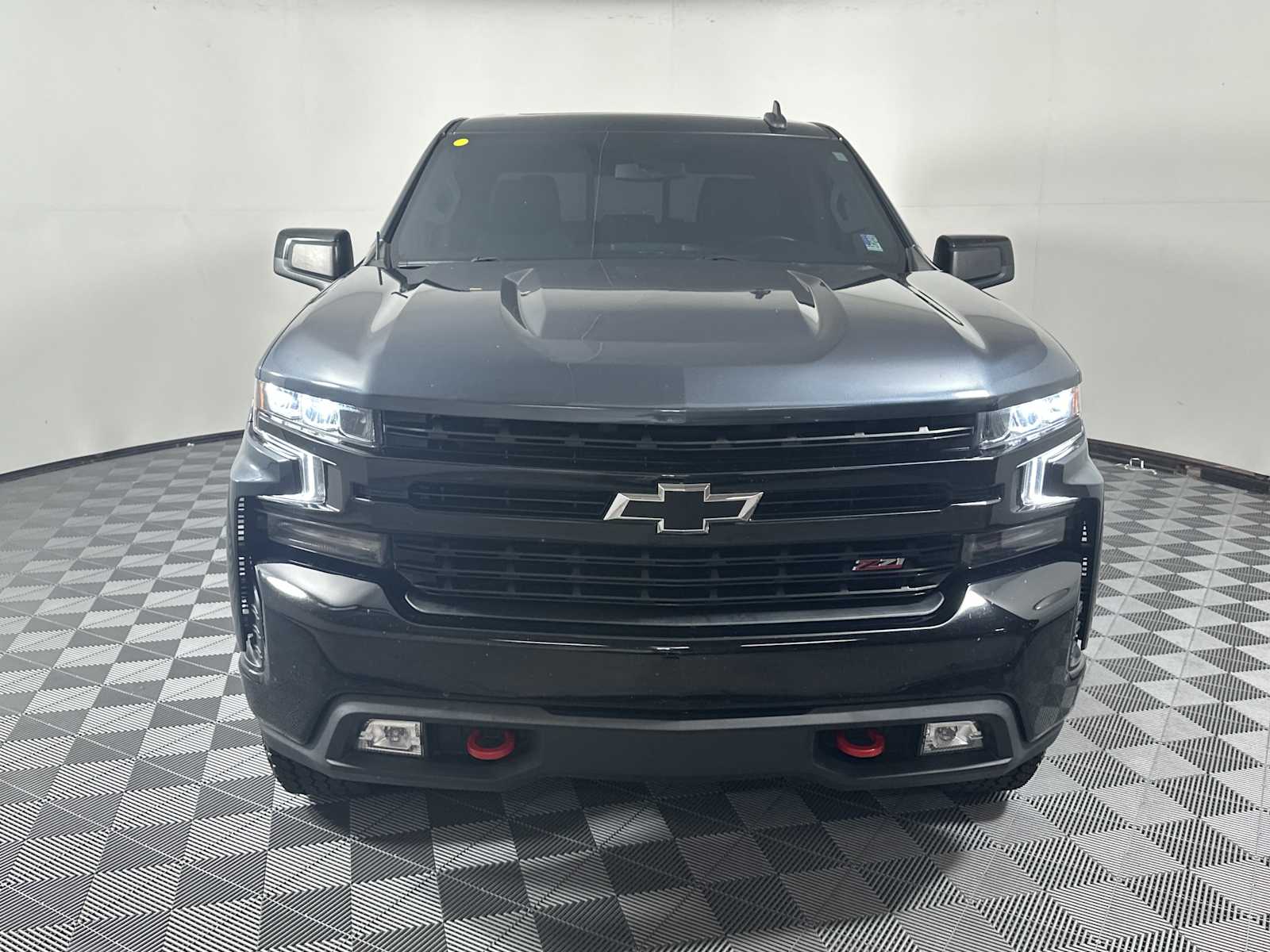 2020 Chevrolet Silverado 1500 LT Trail Boss photo 2