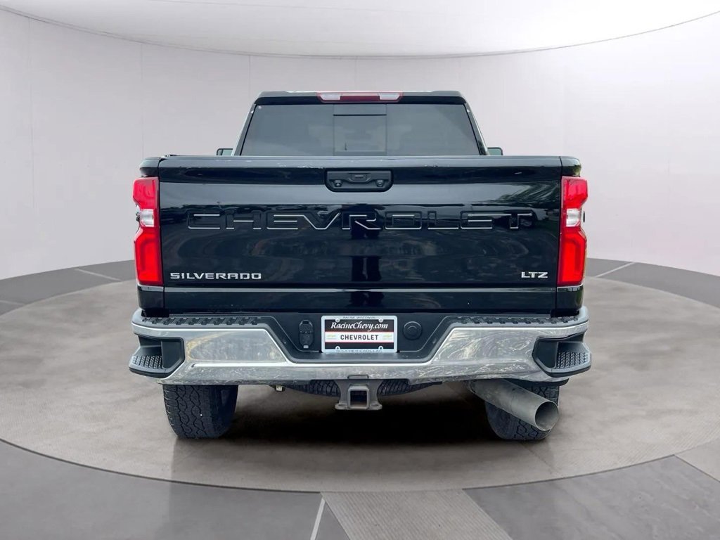 2022 Chevrolet Silverado 2500HD LTZ photo 4
