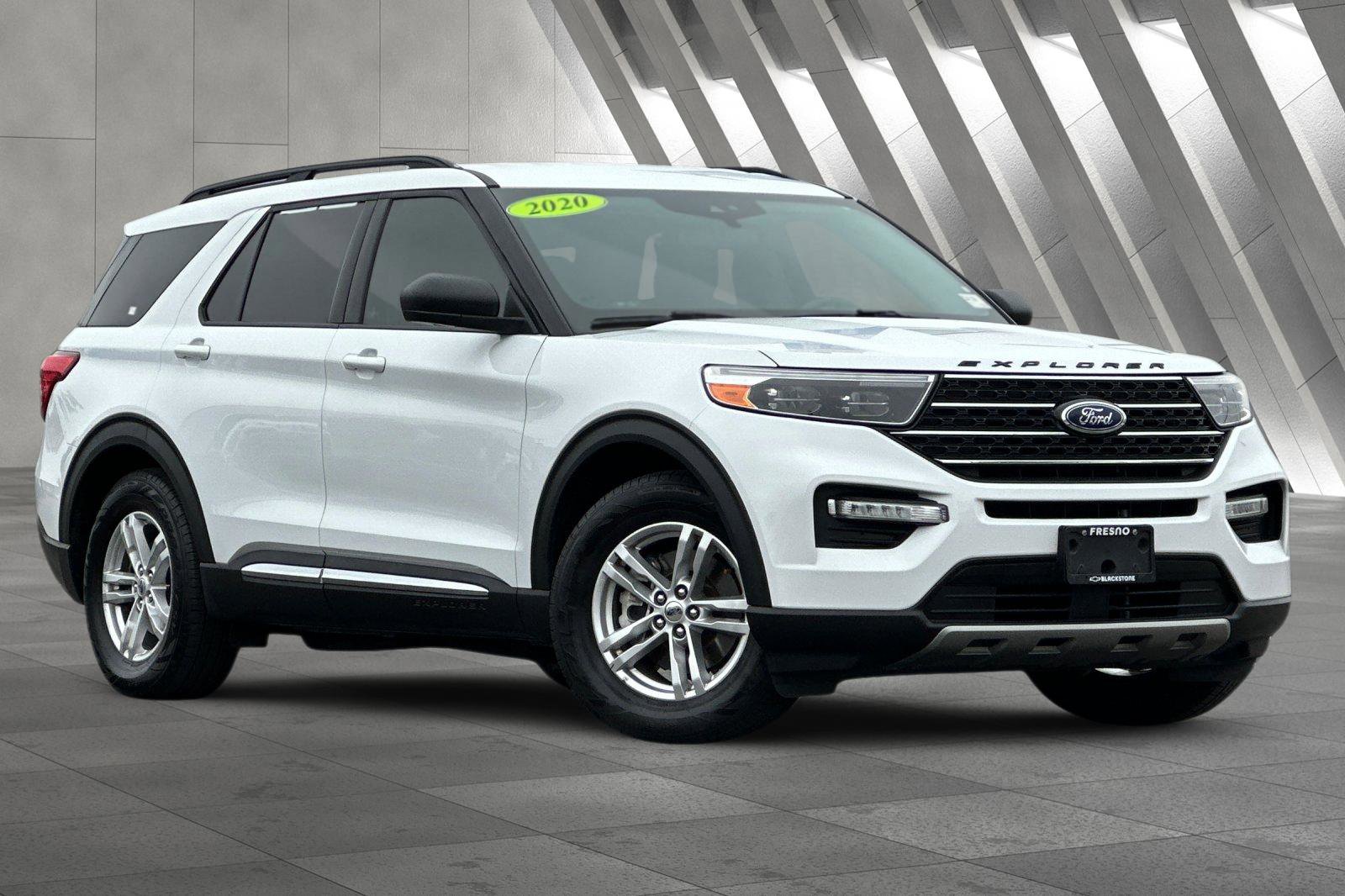 2020 Ford Explorer XLT's photo