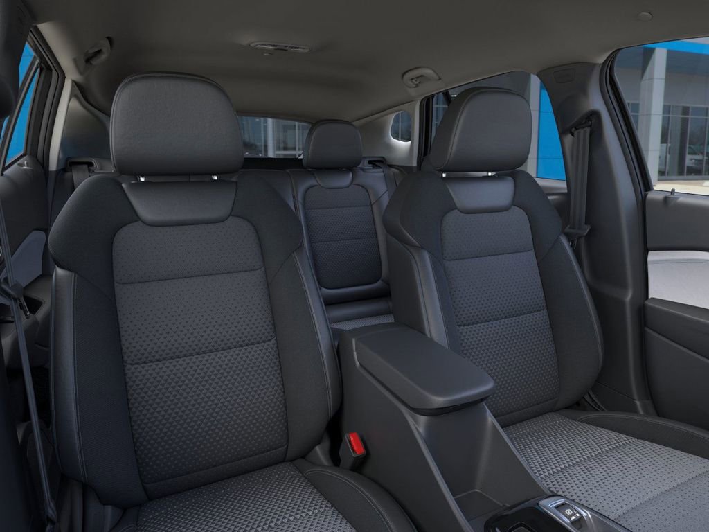 2026 Chevrolet Trax LT photo 7