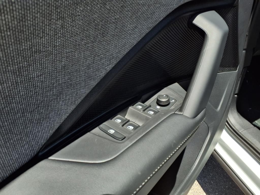 2025 Volkswagen Tiguan S photo 17