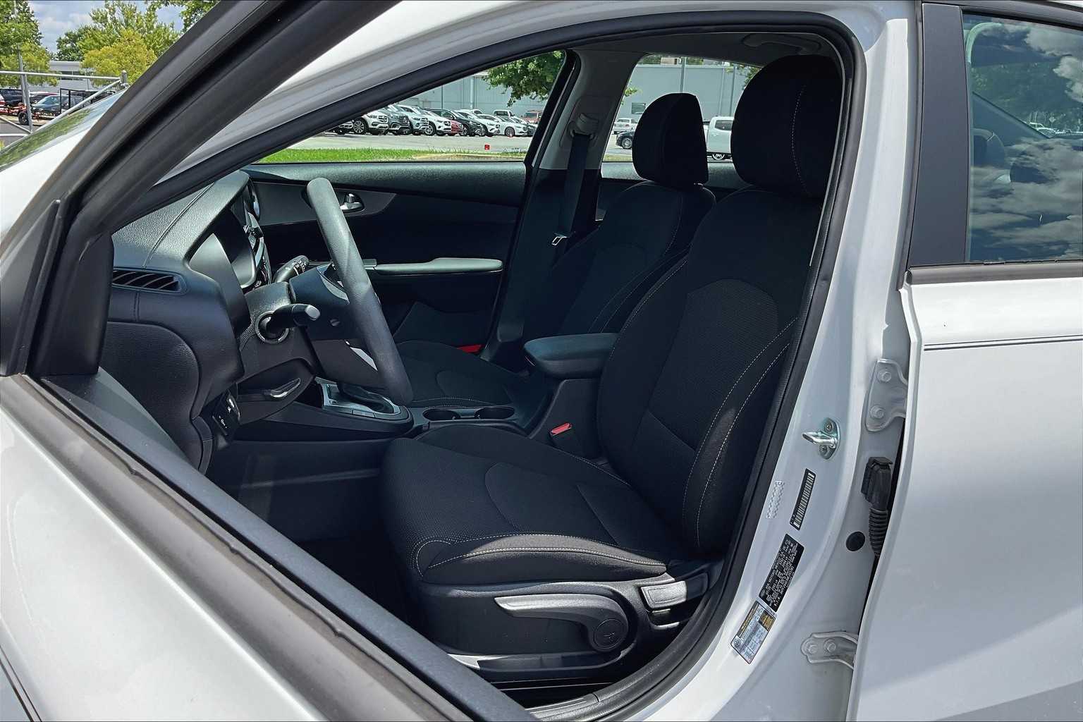 2021 Kia Forte LXS photo 7