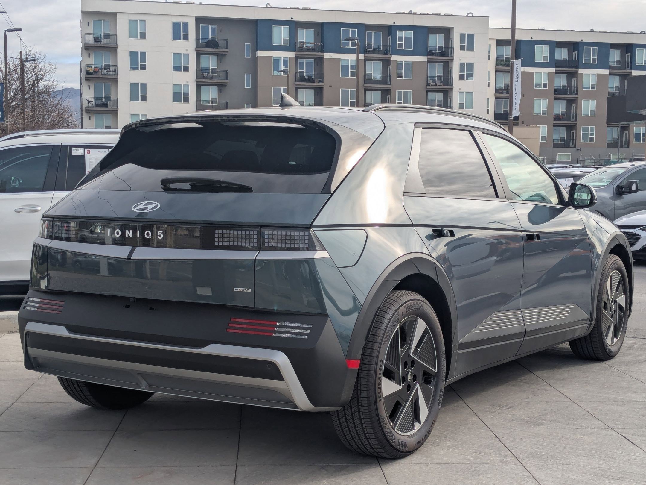 2025 Hyundai Ioniq 5 SEL photo 3