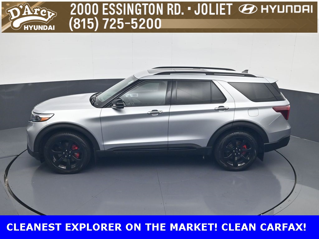 2022 Ford Explorer ST photo 19