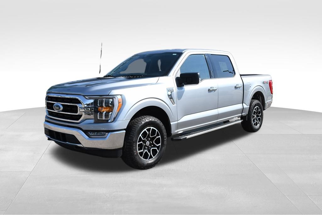 2022 Ford F-150 XLT photo 2