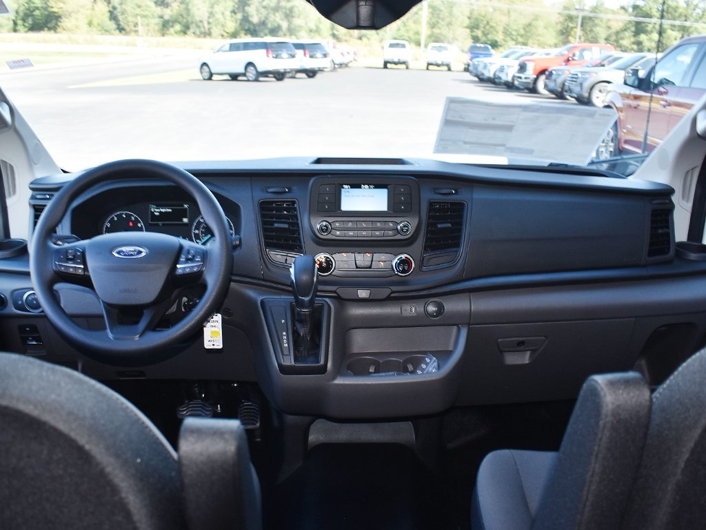 2025 Ford Transit Cargo Van photo 4
