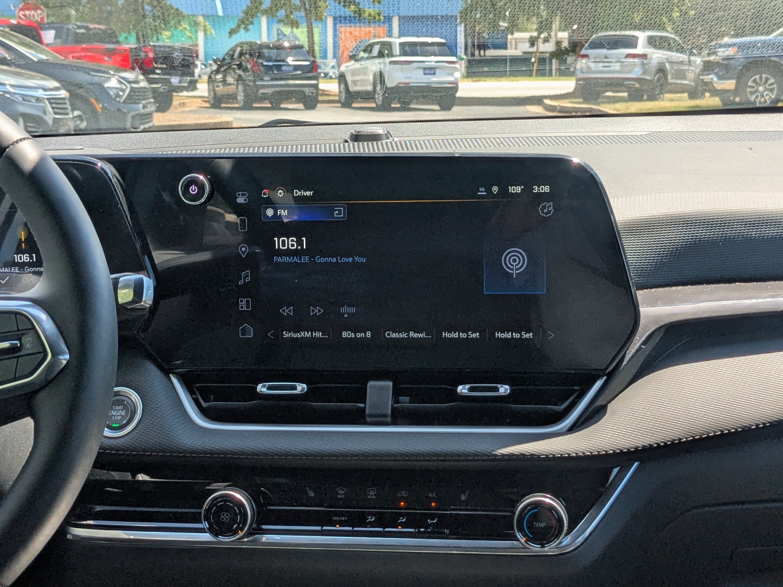 2026 Chevrolet Equinox LT photo 17