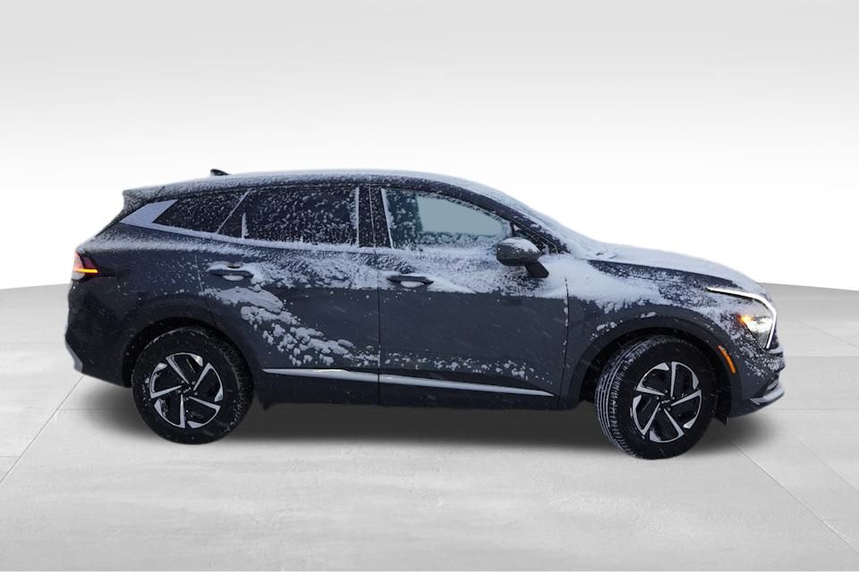 2023 Kia Sportage Hybrid LX photo 2