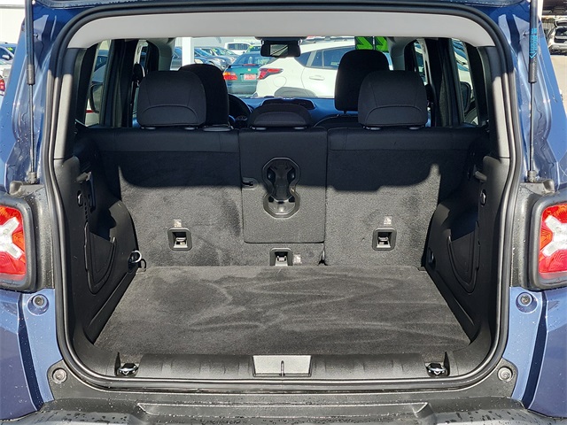 2022 Jeep Renegade Trailhawk photo 4