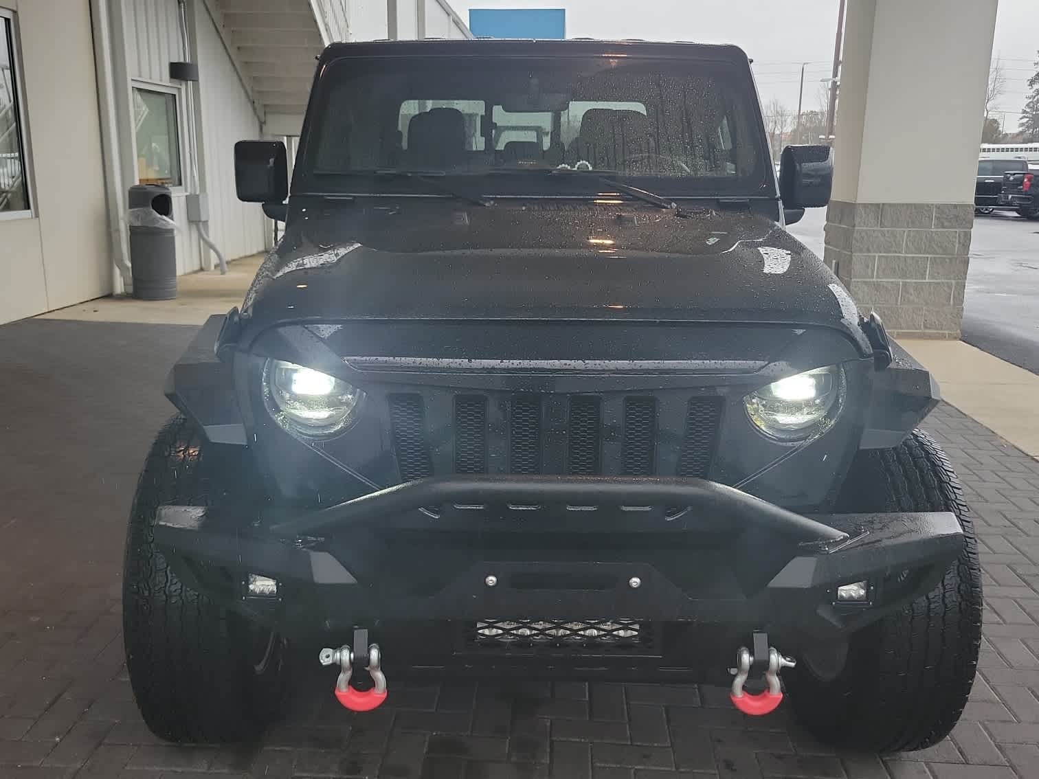 2022 Jeep Gladiator Overland's photo