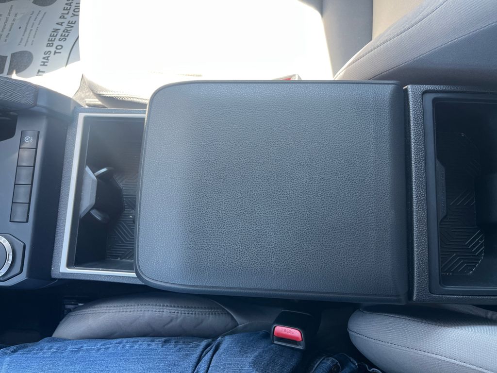 2024 Toyota Tacoma SR5 photo 20