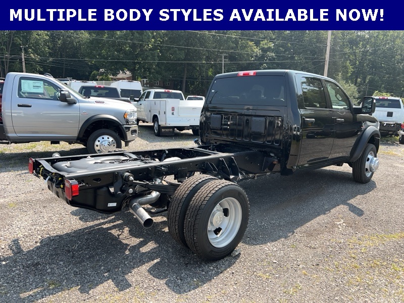 2024 Ram 5500 Tradesman photo 3