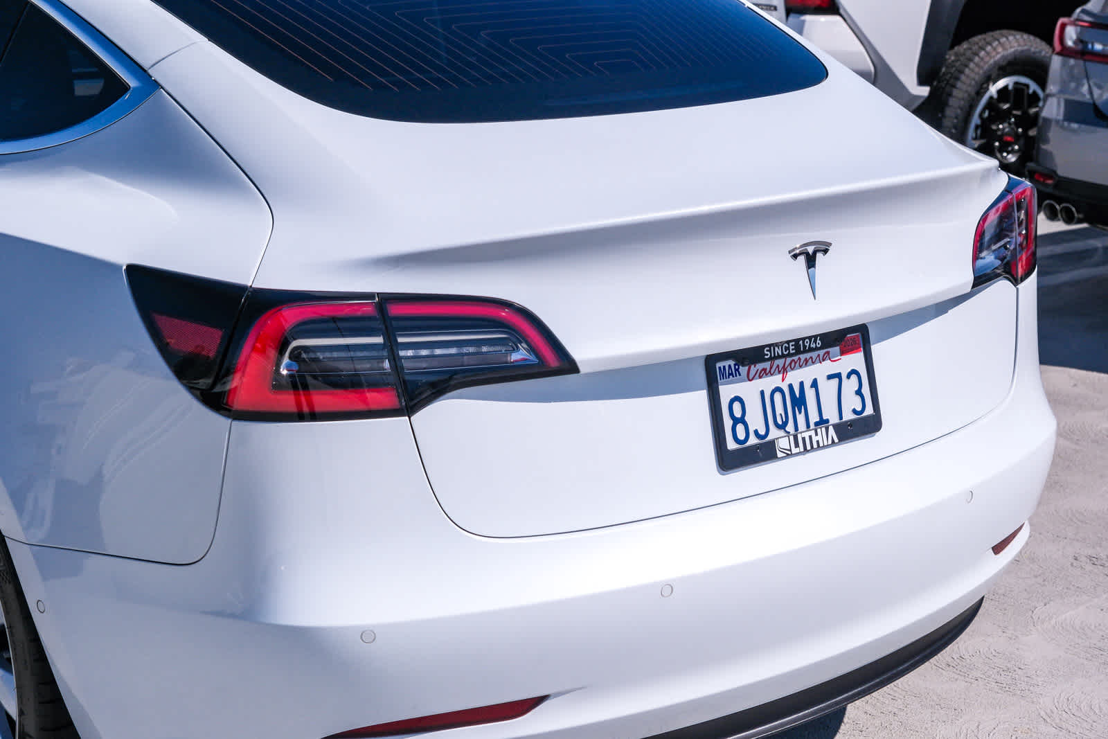 2018 Tesla Model 3 Long Range photo 8