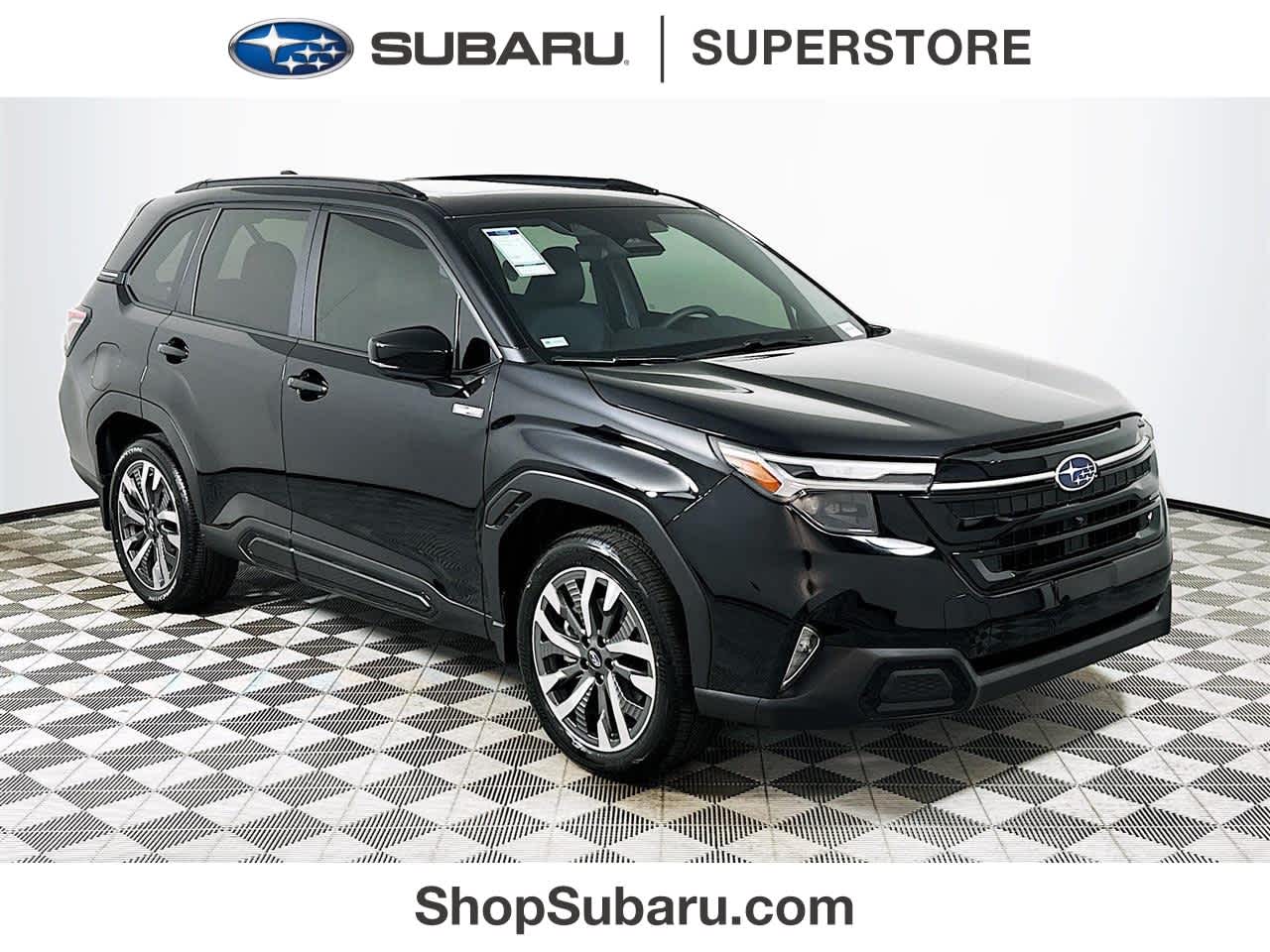 2025 Subaru Forester Touring's photo