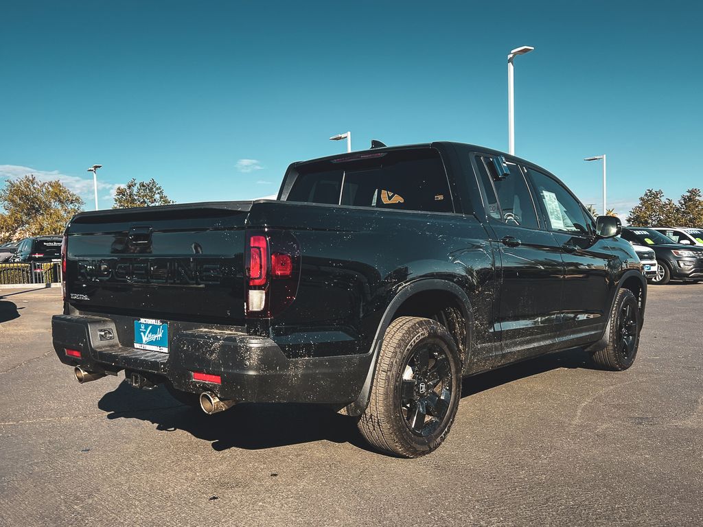 2025 Honda Ridgeline Black Edition photo 6