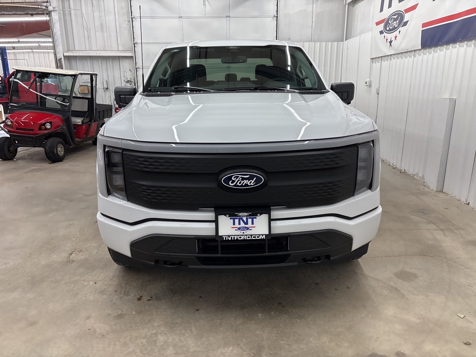 2025 Ford F-150 Lightning XLT photo 4