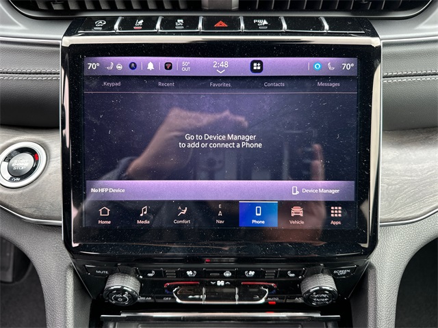 2025 Jeep Grand Cherokee Overland photo 29