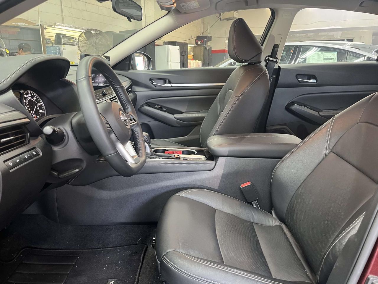 2024 Nissan Altima SL photo 15