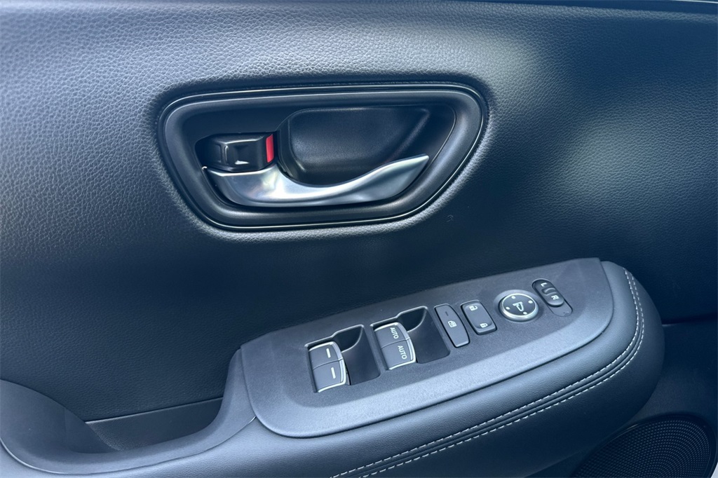 2026 Honda HR-V EX-L photo 11
