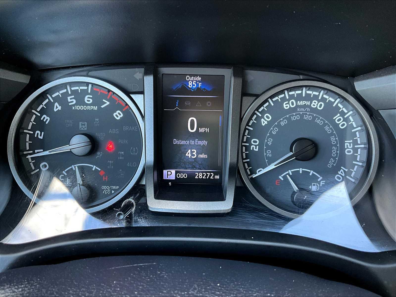 2023 Toyota Tacoma TRD photo 24