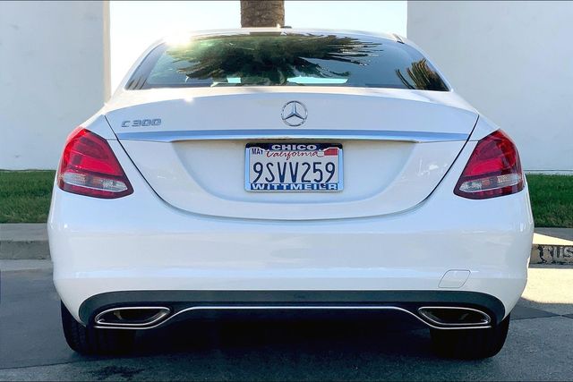 2018 Mercedes Benz C 300 Sedan photo 3