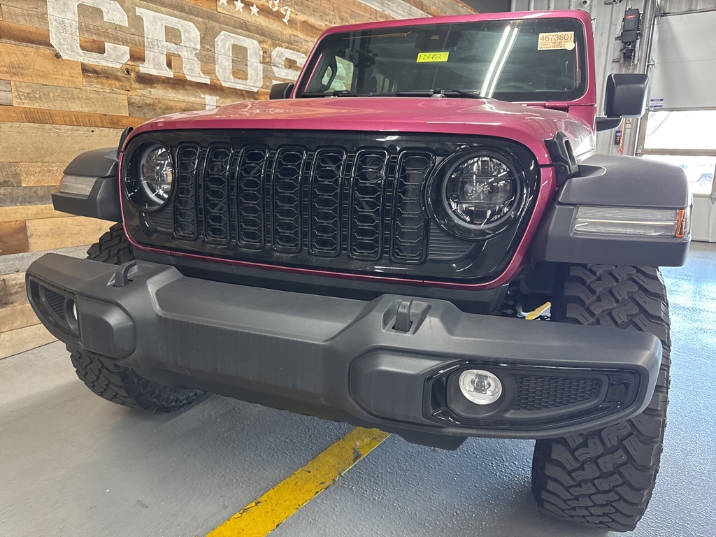 2024 Jeep Wrangler Willys photo 4