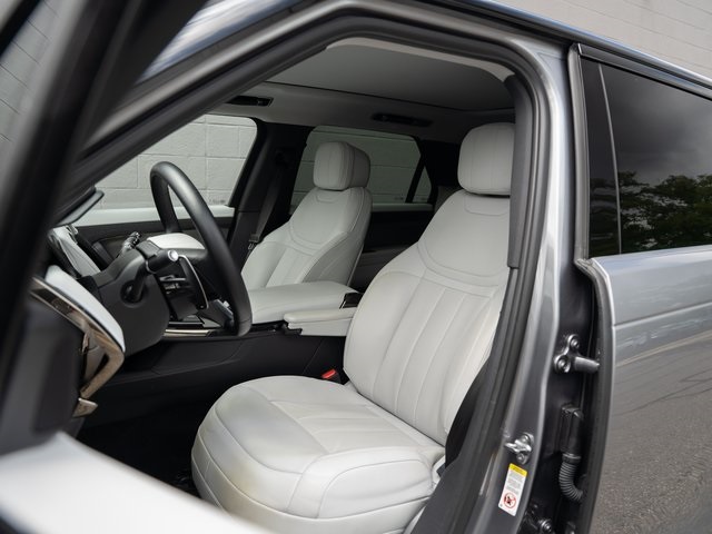 2024 Land Rover Range Rover Sport SE photo 5