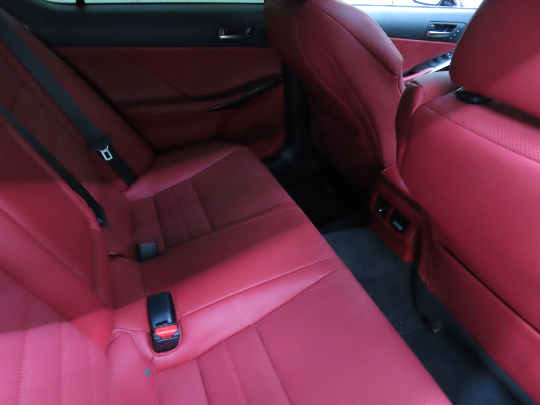 2023 Lexus IS 500 F SPORT Performance photo 23