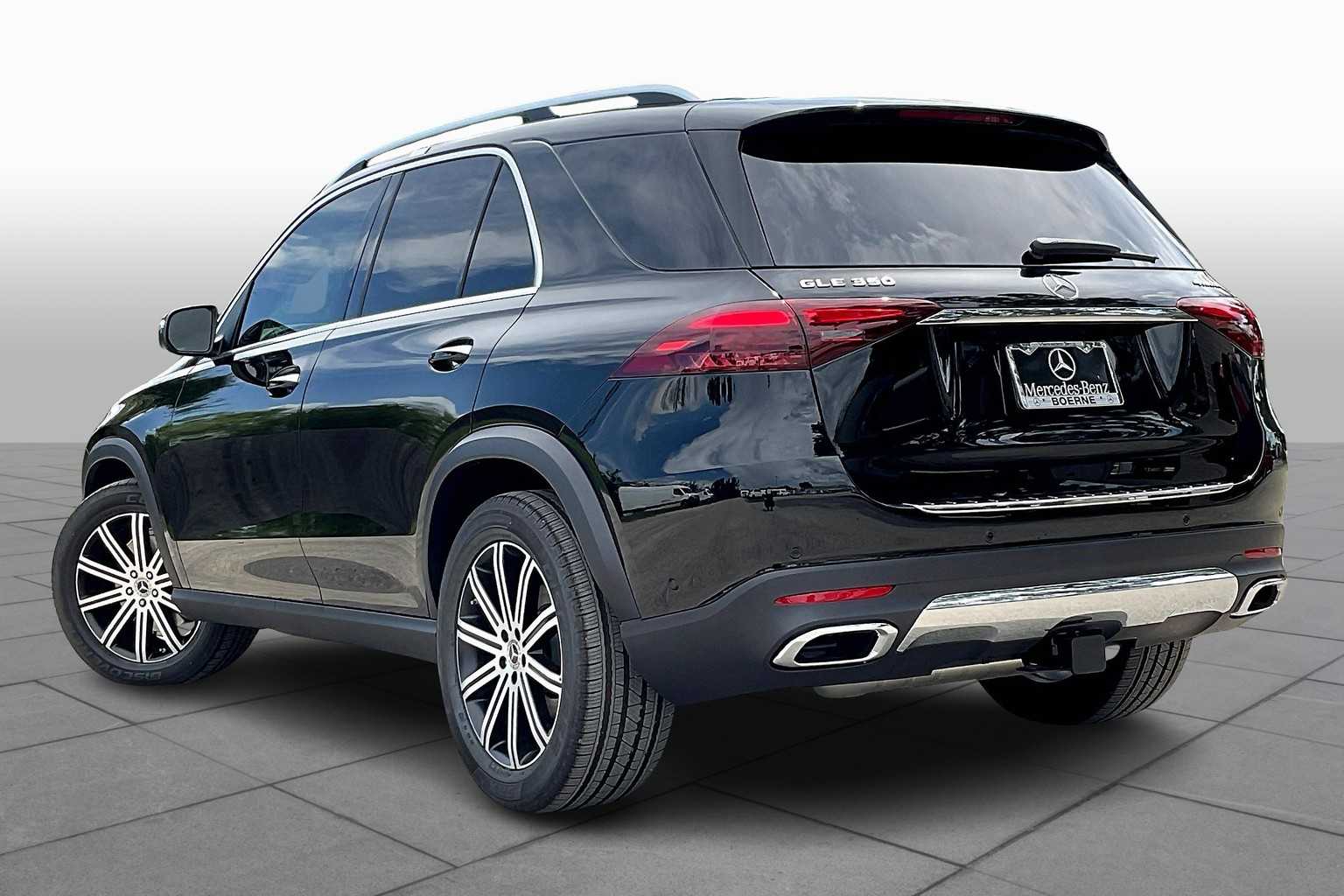 2025 Mercedes Benz GLE 350 4MATIC photo 3