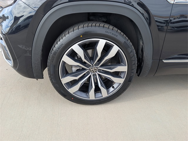 2022 Volkswagen Atlas V6 SEL Premium R-Line photo 3