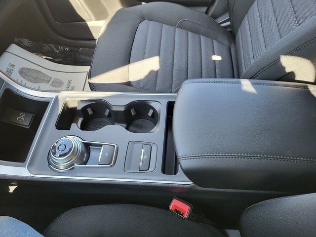 2024 Ford Edge SE photo 26