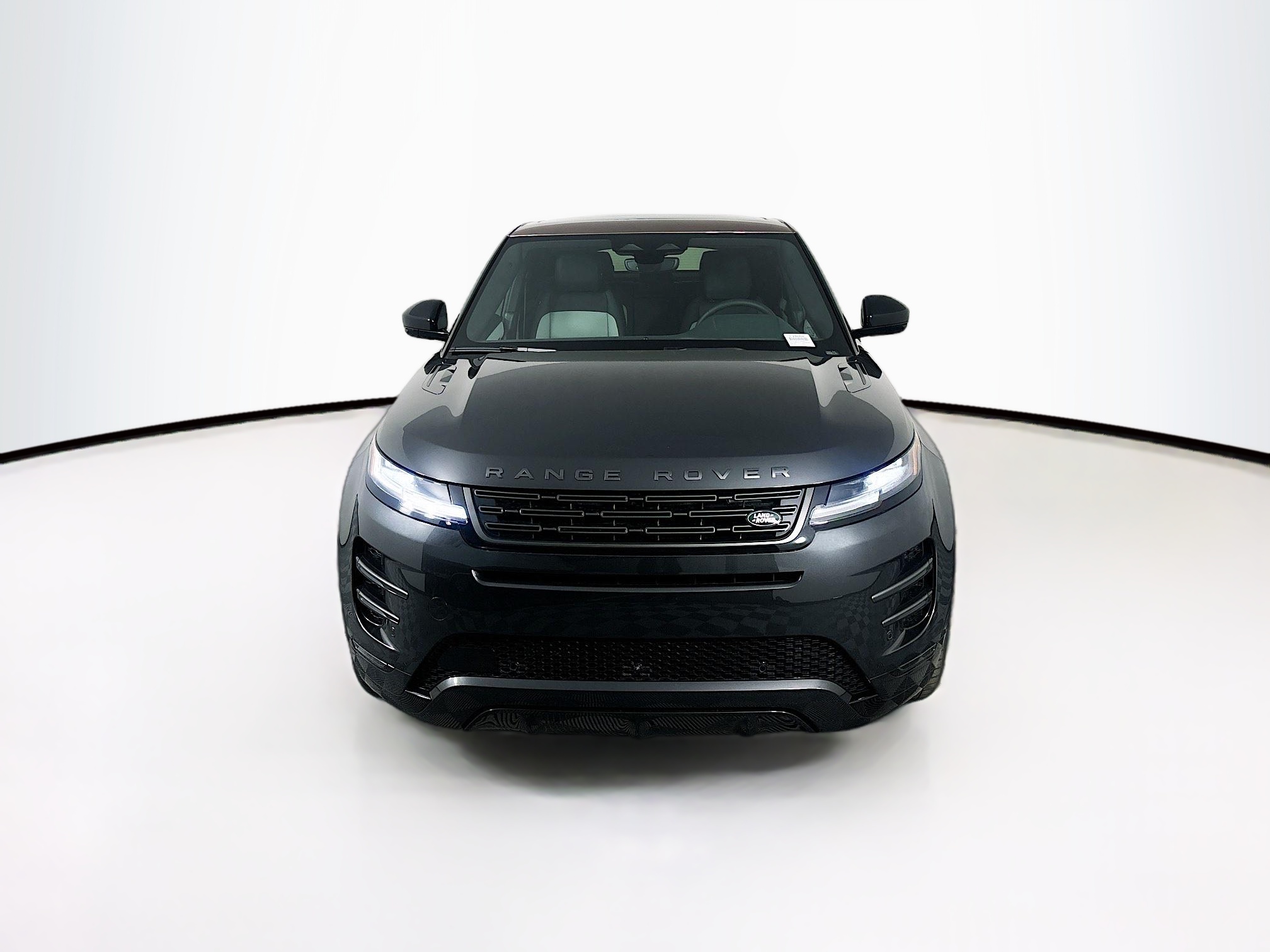 2026 Land Rover Range Rover Evoque Dynamic SE photo 2