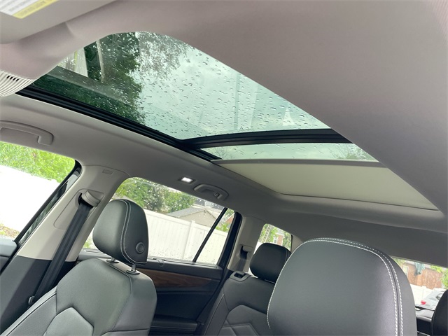 2025 Volkswagen Atlas SE Technology photo 26
