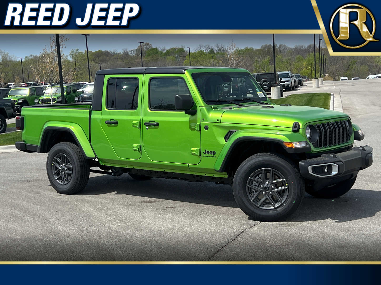 2025 Jeep Gladiator Sport S's photo