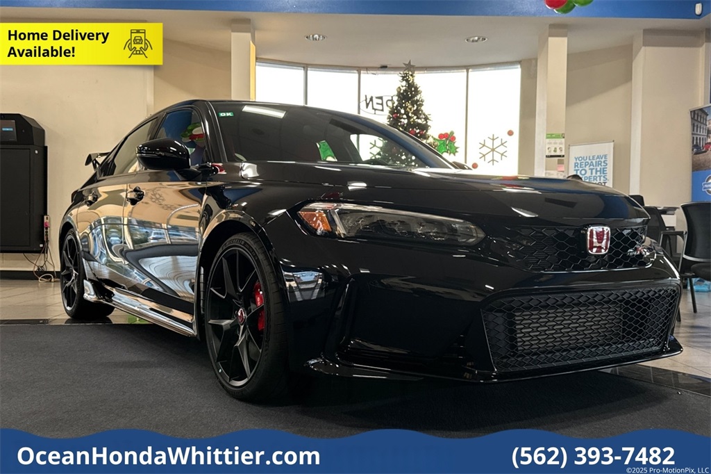 2025 Honda Civic Hatchback Type-R's photo