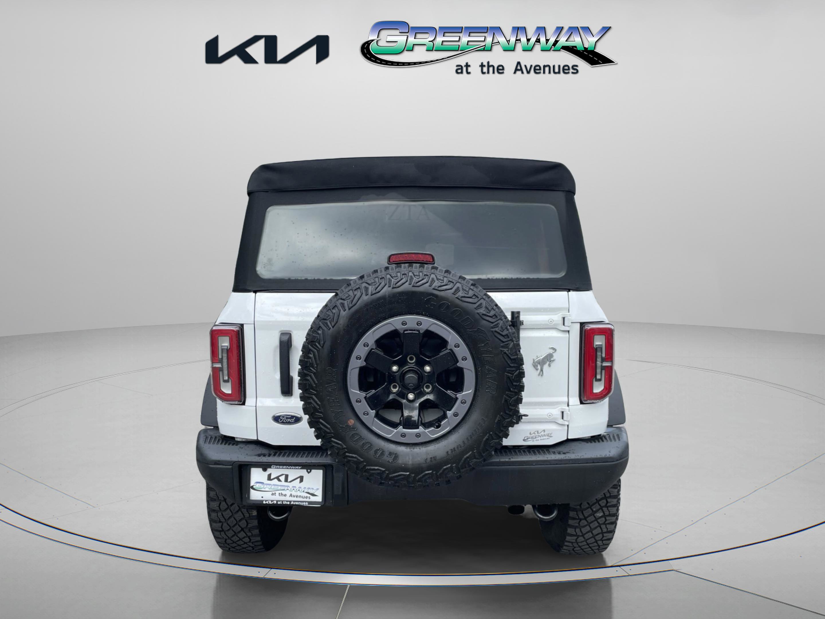 2022 Ford Bronco Badlands photo 3