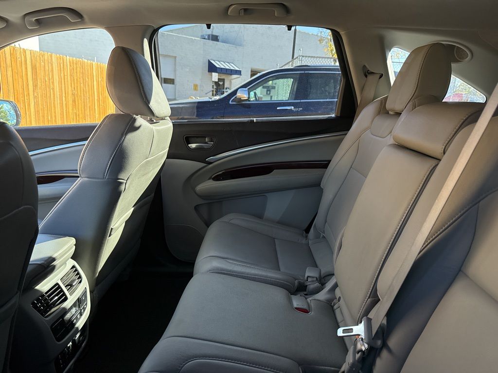 2016 Acura MDX SH-AWD Technology photo 4