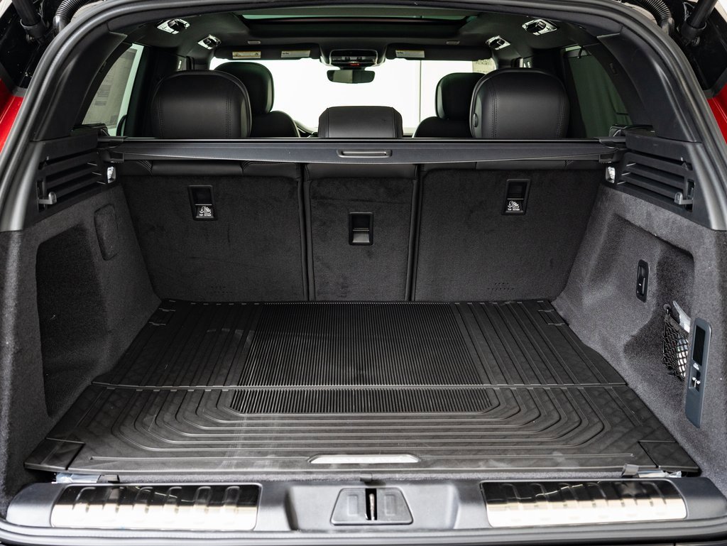 2025 Land Rover Range Rover Sport SE photo 16